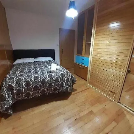 Chantria Lucia Apartment